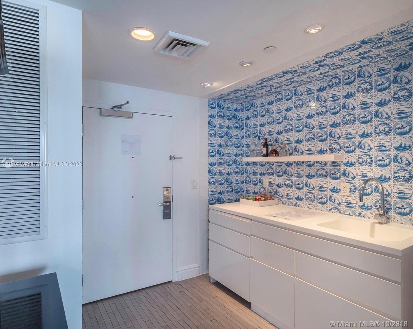 1100 WEST CONDO - Residential Lease