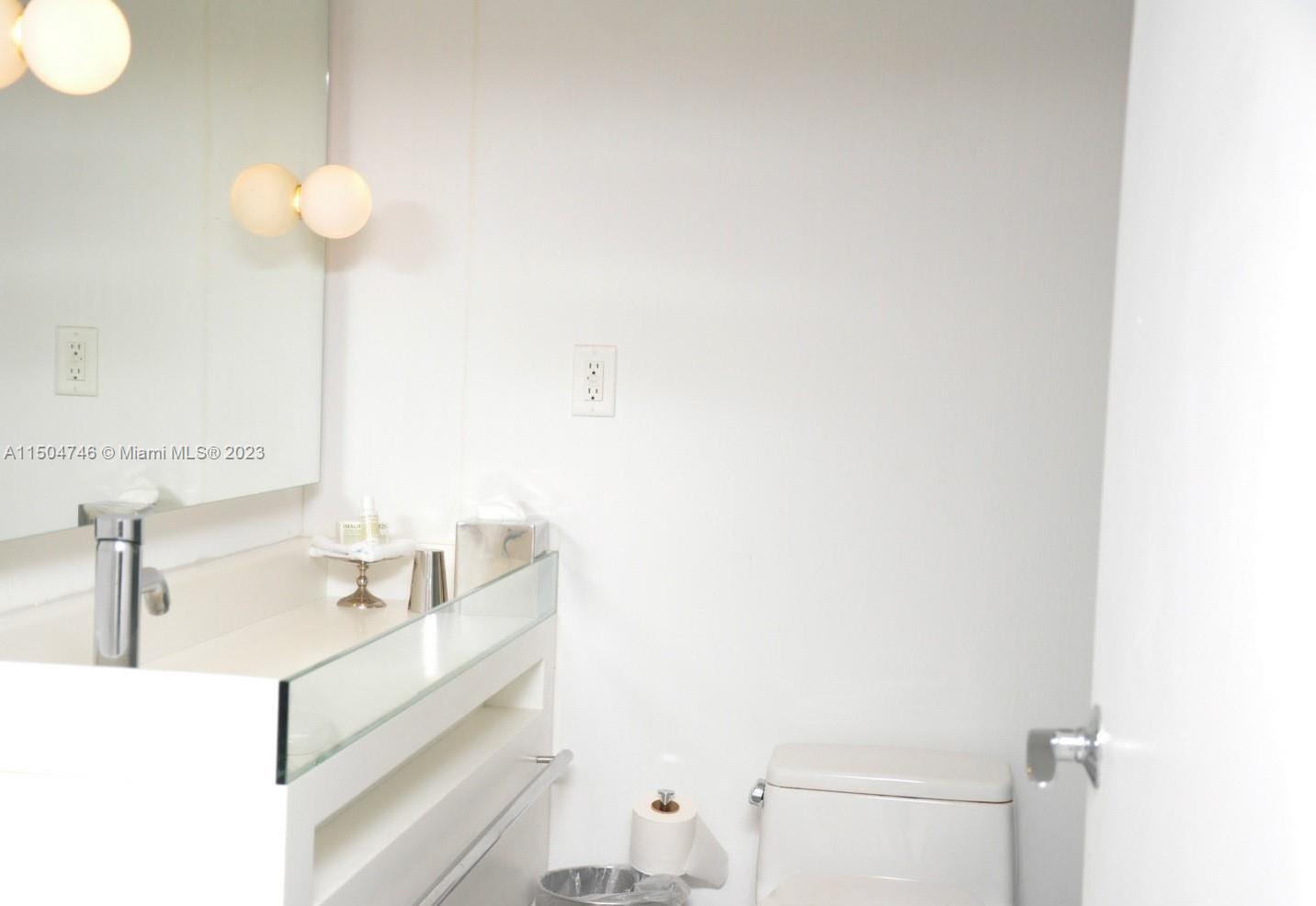 1100 WEST CONDO - Residential Lease