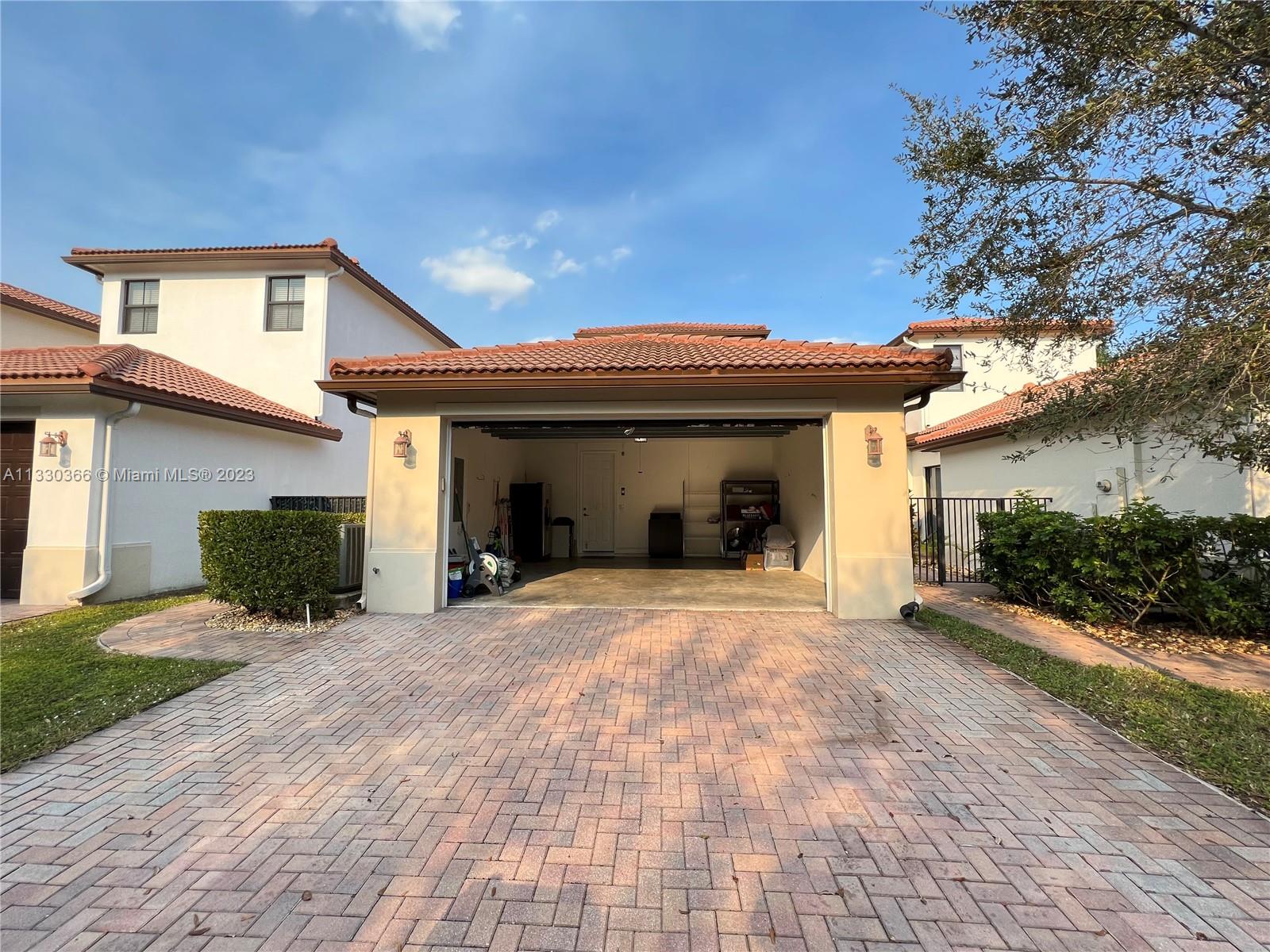 MONTERRA PLAT - Residential Lease