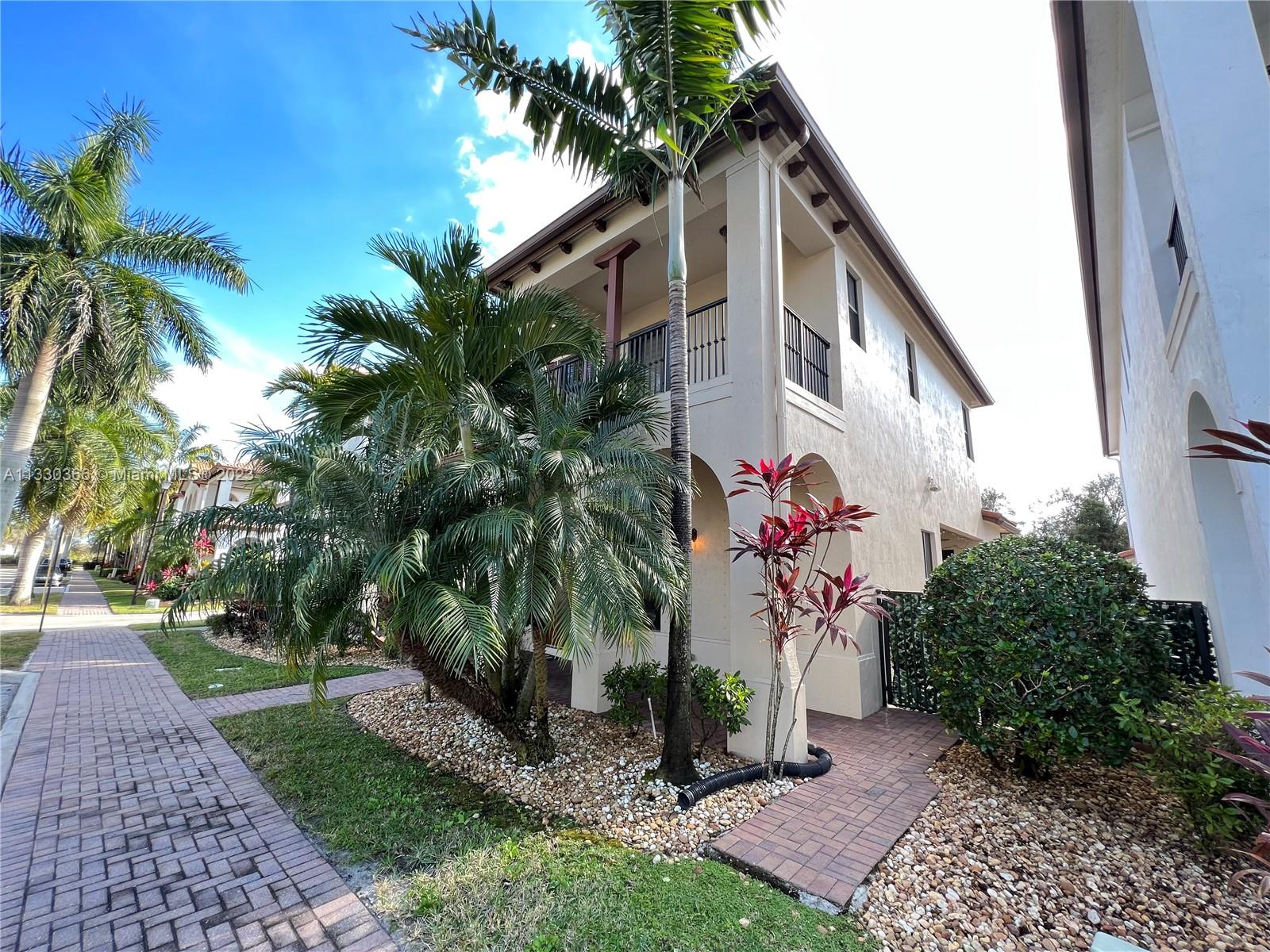 MONTERRA PLAT - Residential Lease