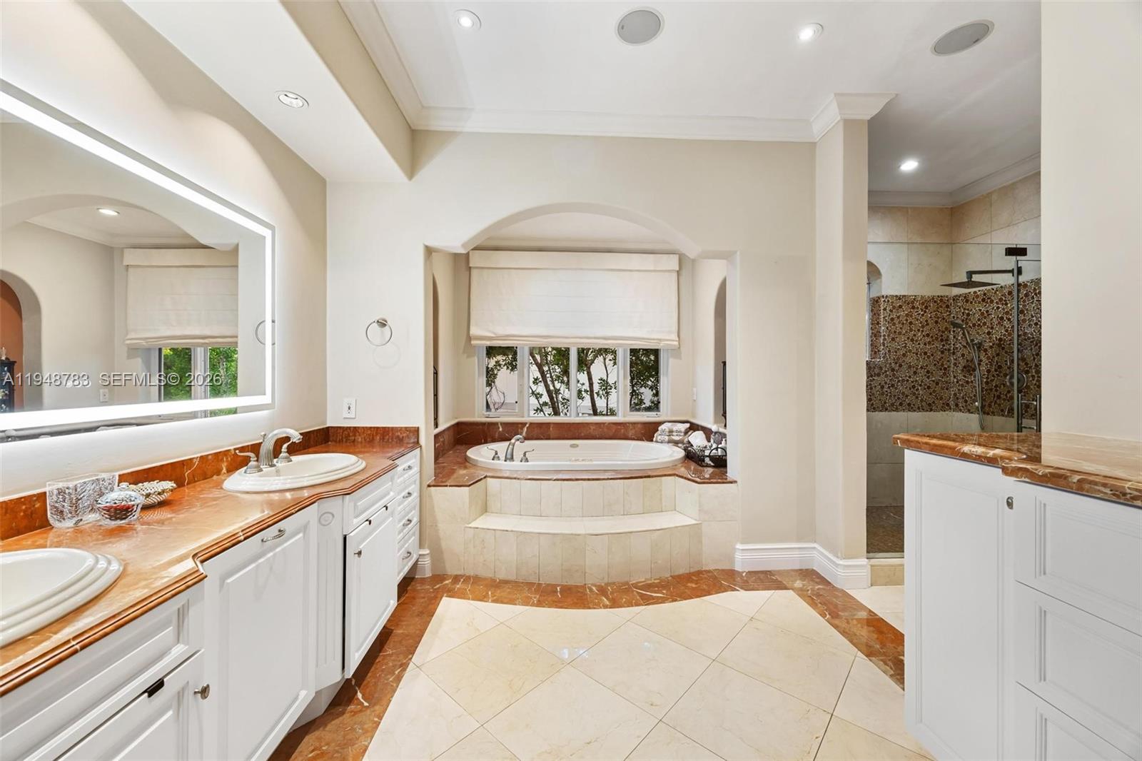 HAMMOCK OAKS HARBOR SEC 3 - Residential