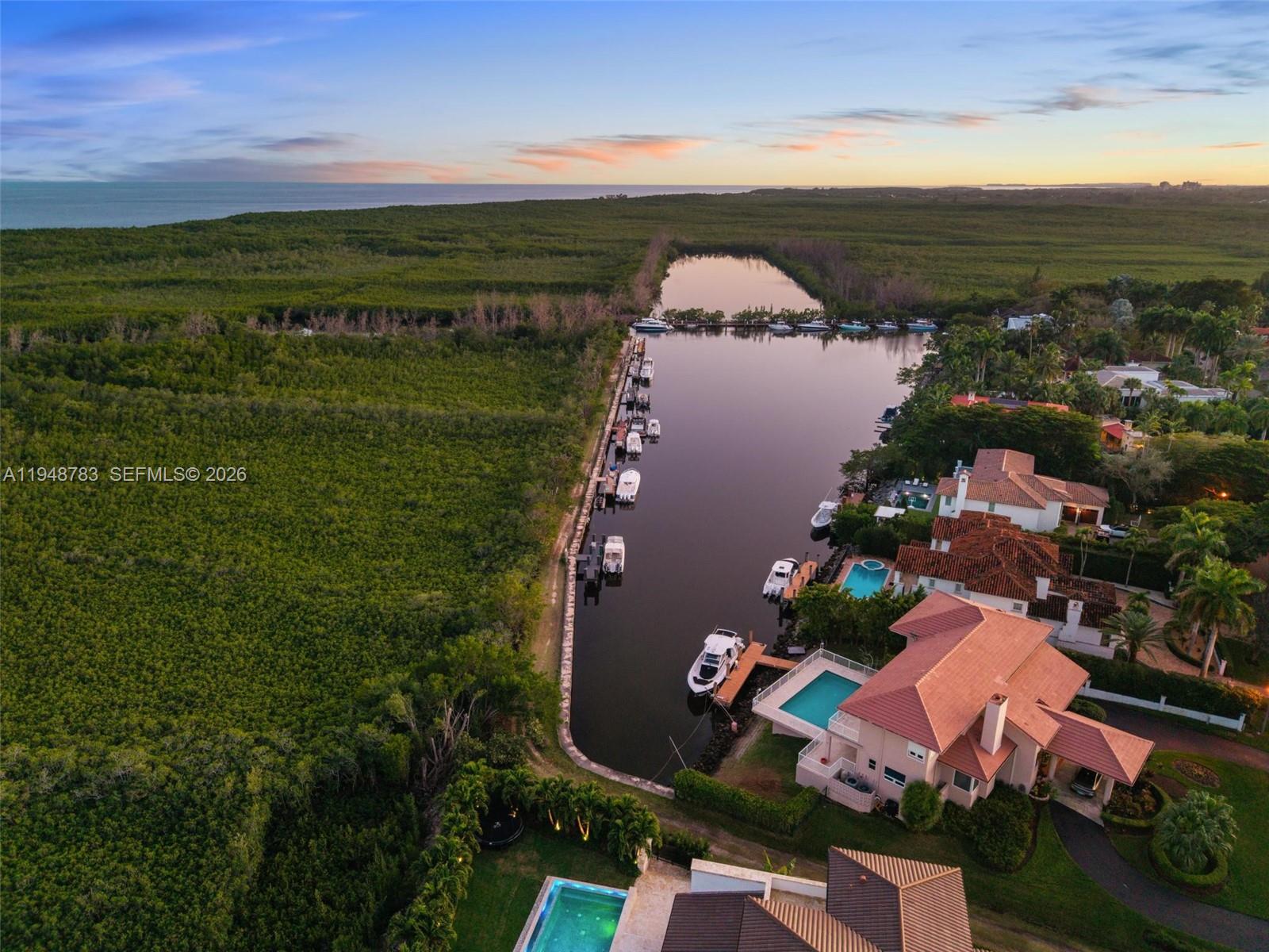 HAMMOCK OAKS HARBOR SEC 3 - Residential