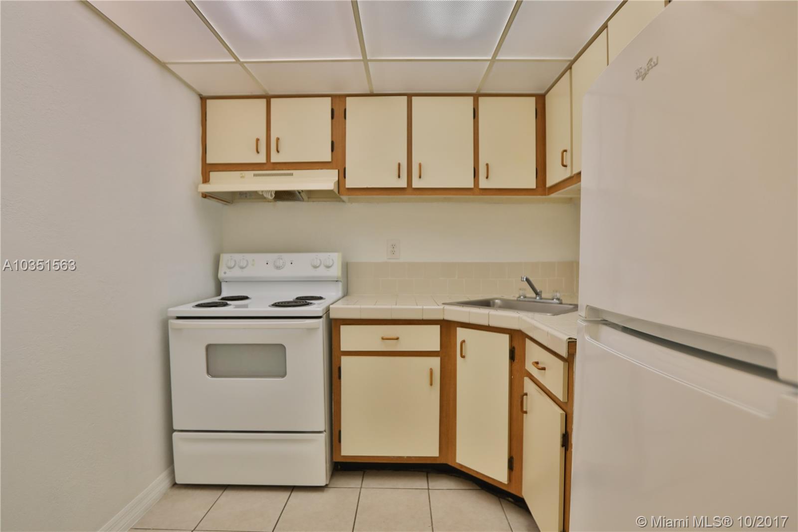 YOLANDA VILLAS CONDO - Residential Lease