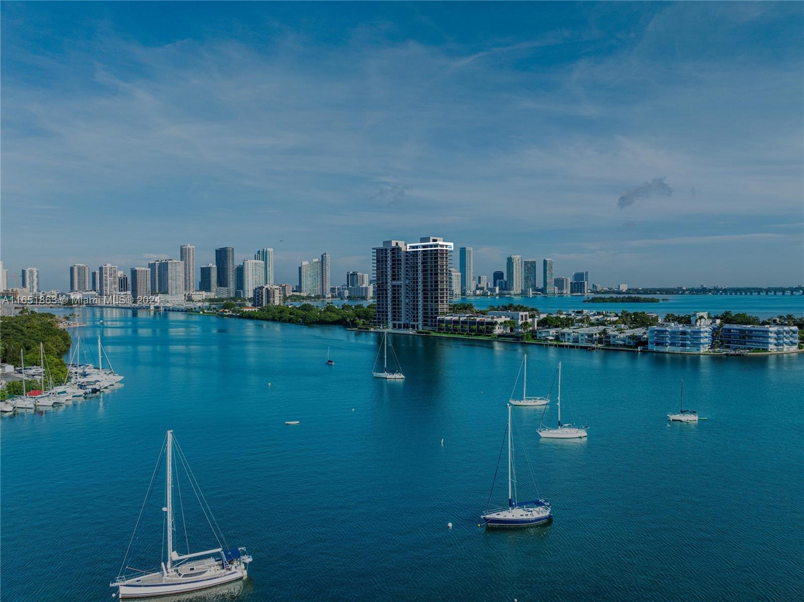 ONE THOUSAND VENETIAN WAY - Residential