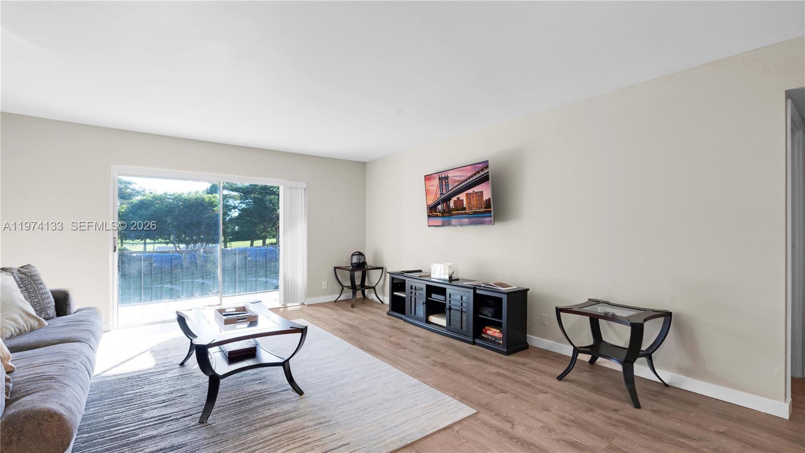 INVERRARY COUNTRY CLUB - Residential