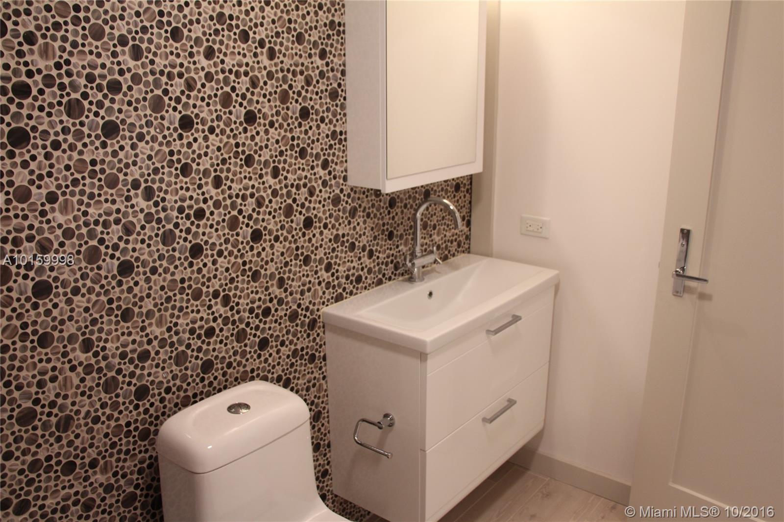 GOLF COURSE SUB AMD PL - Residential Lease