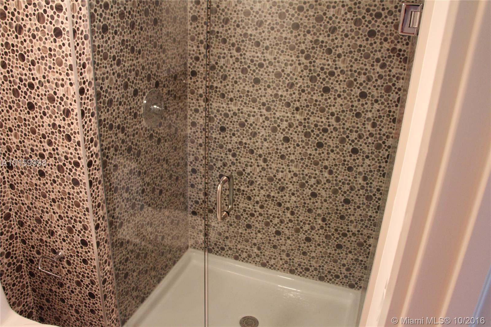 GOLF COURSE SUB AMD PL - Residential Lease