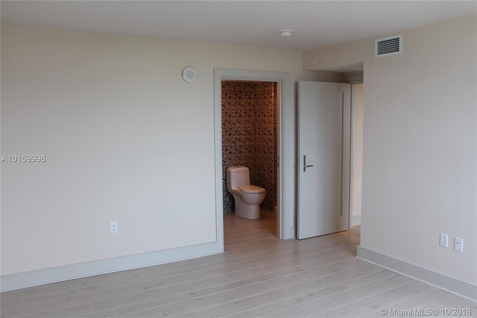 GOLF COURSE SUB AMD PL - Residential Lease