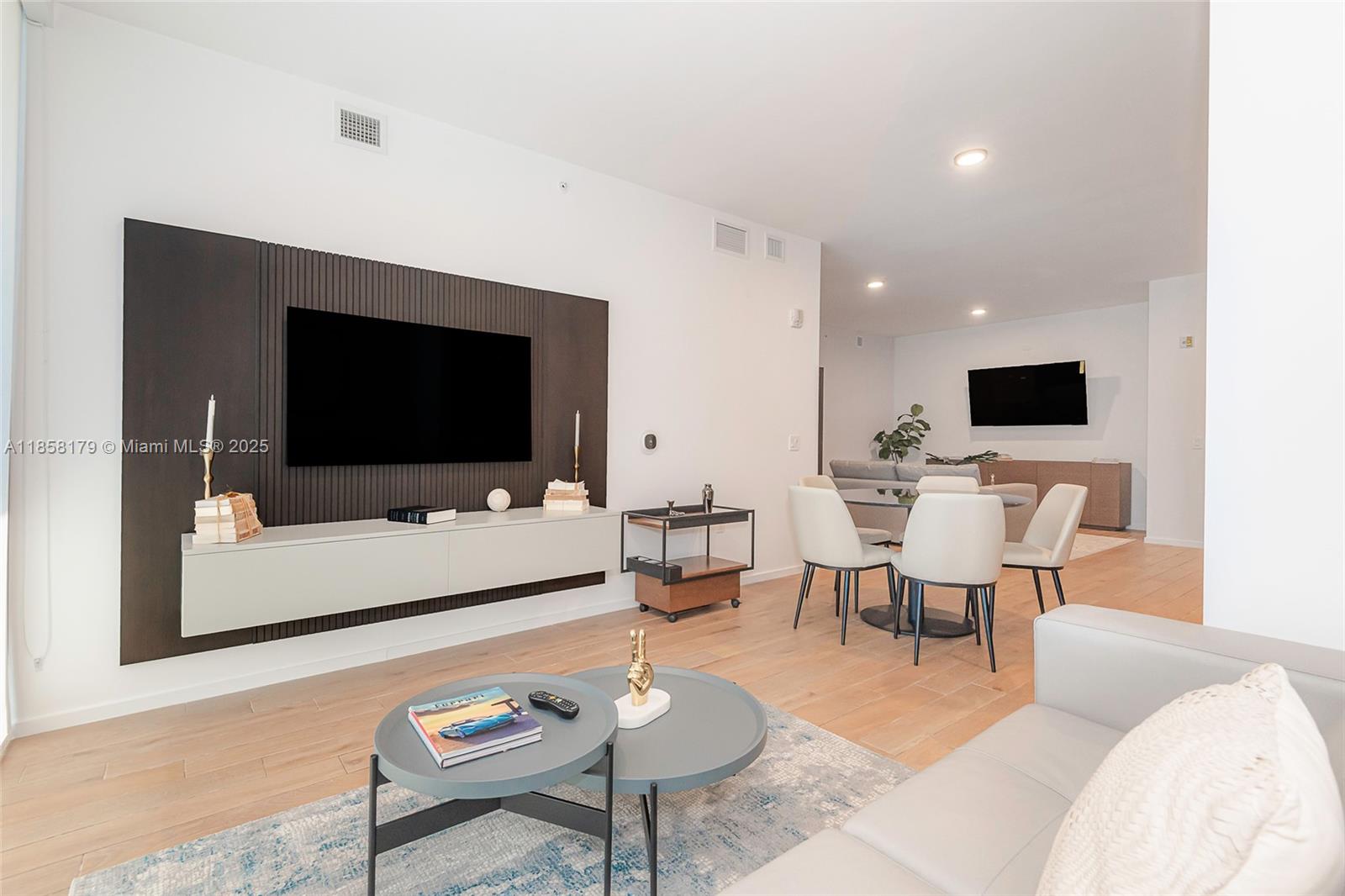 MAP OF MIAMI DADE CO. FL. - Residential Lease