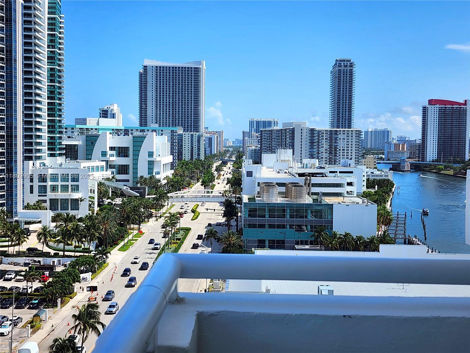 3000 S Ocean Dr 1206