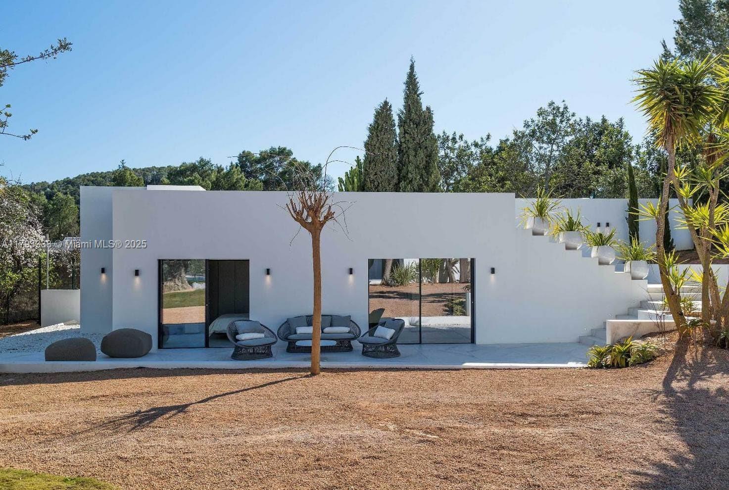 Villa Monterrey - Residential