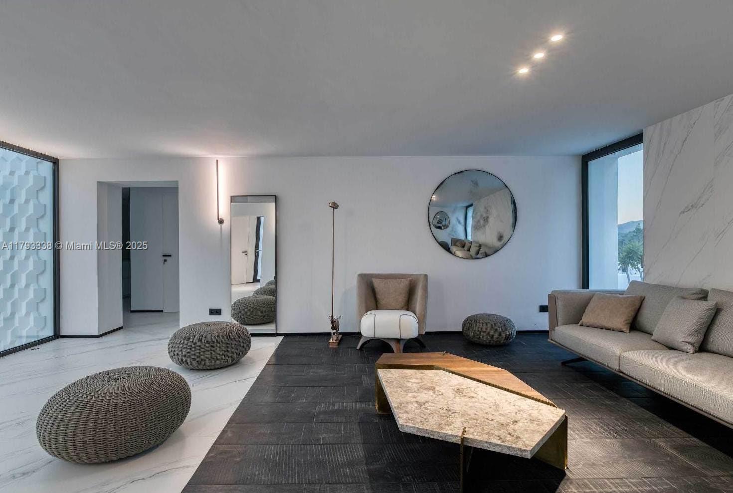 Villa Monterrey - Residential