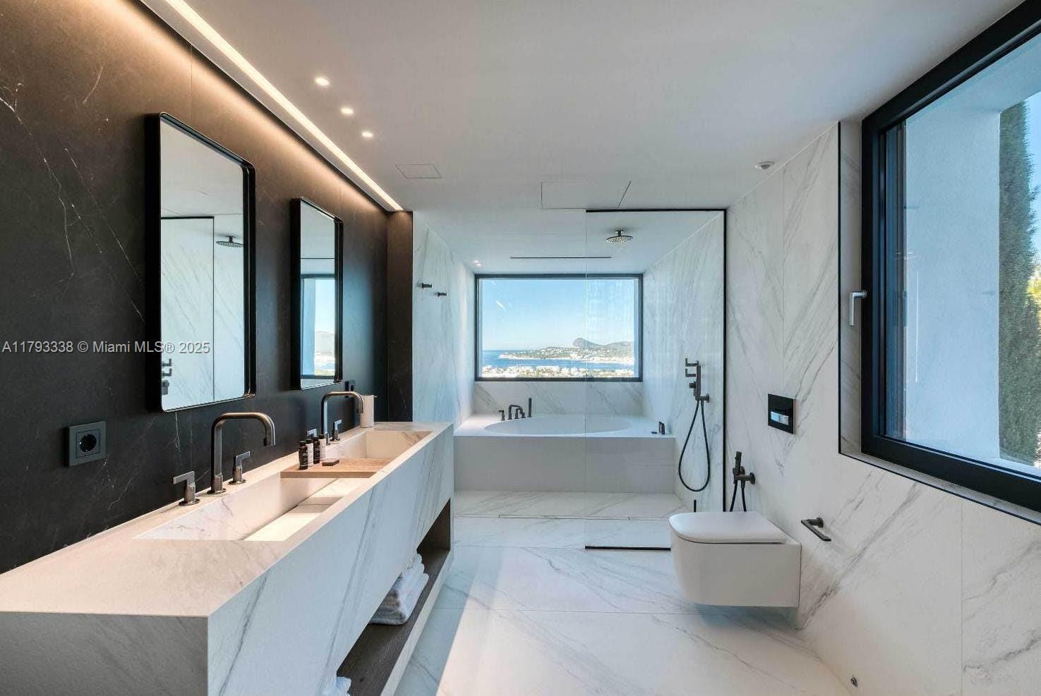 Villa Monterrey - Residential