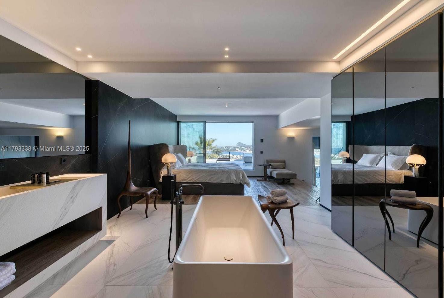 Villa Monterrey - Residential