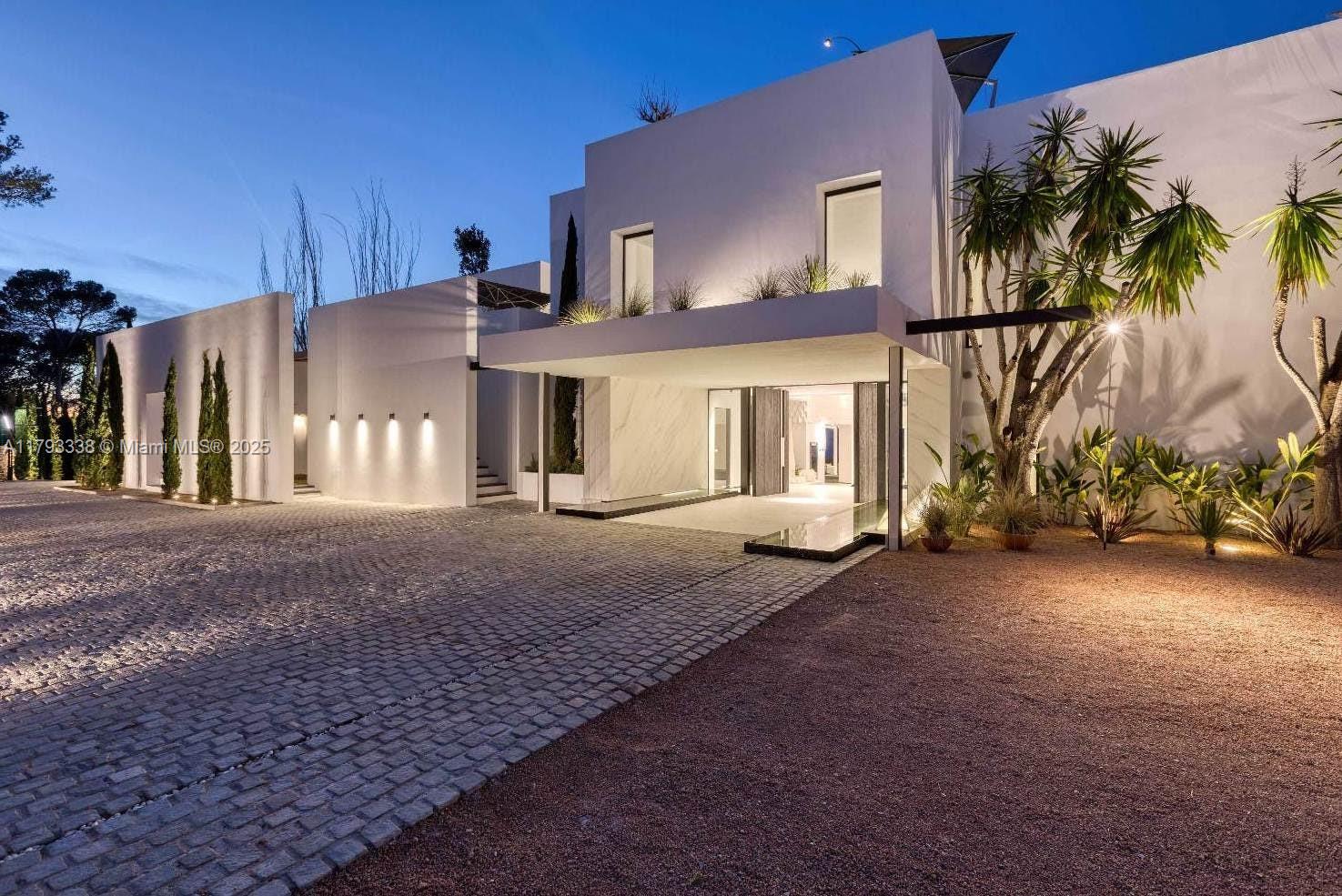 Villa Monterrey - Residential