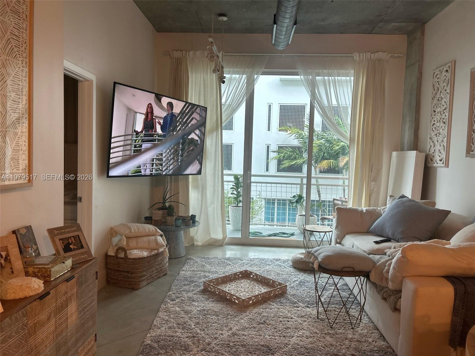 CITE CONDO - Residential Lease