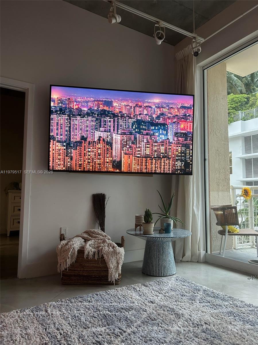 CITE CONDO - Residential Lease