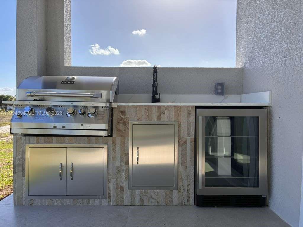 PORT LaBELLE UNIT 6 - Residential