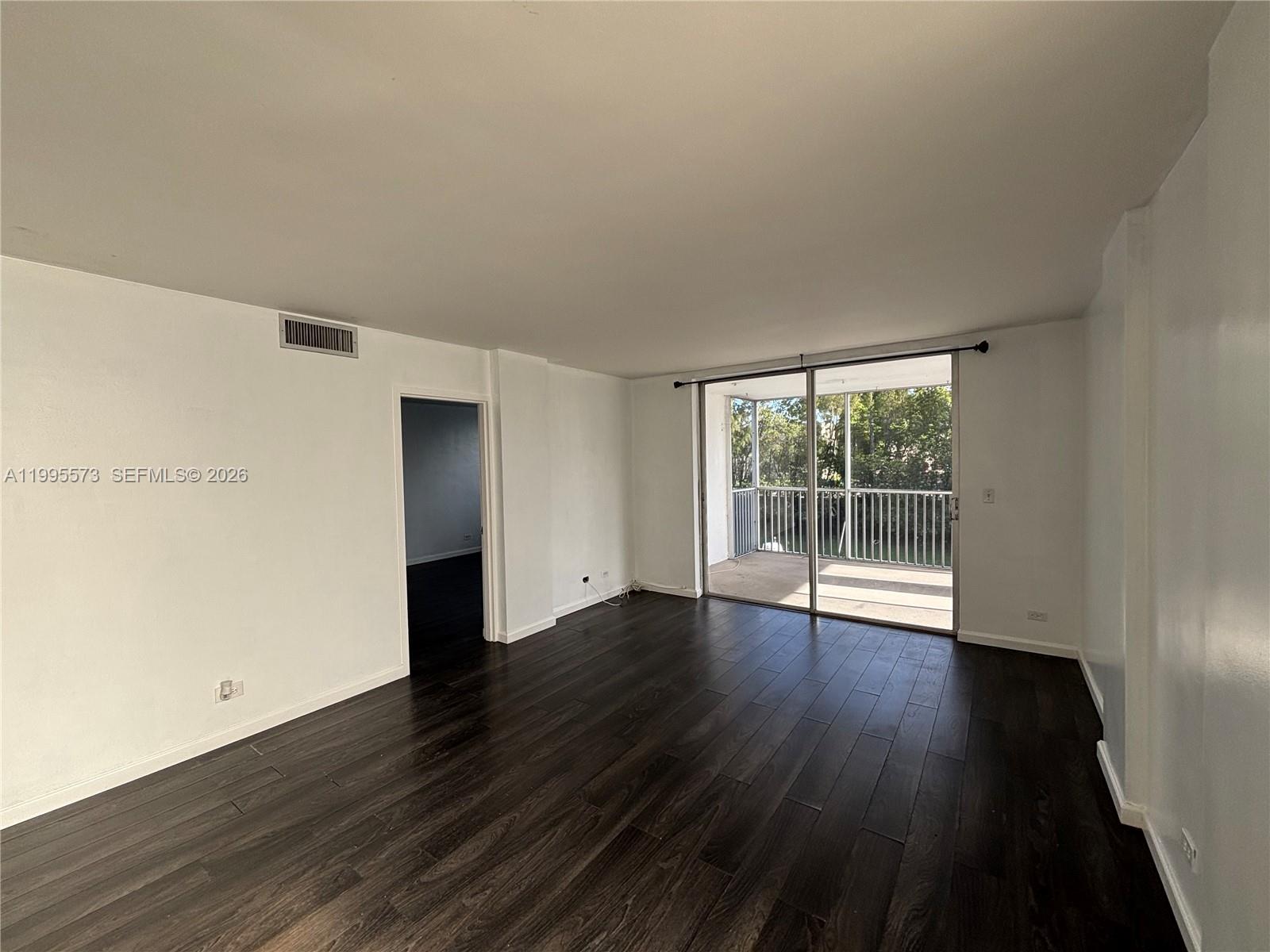 3660 NE 166th St 215