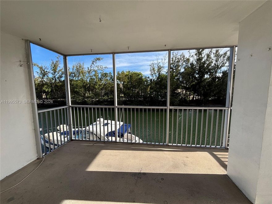 Very Spacious 2 Bedrooms and 2 Baths Condo. Huge Screened Balcony. with water view. Is It can be rented right away. This unit is vacant and easy to show. Great investment opportunity as well.