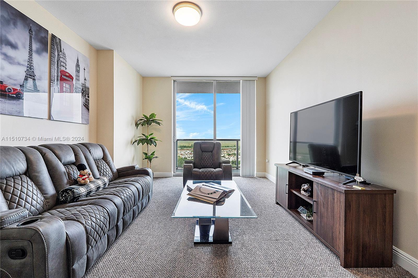 Luxurious 1-bed, 1-den, 2-full bath condo available in the stunning high-rise TAO in Sunrise. Enjoy panoramic sunset views from the expansive balcony with hurricane-impact windows. The unit features upgraded kitchen and bathrooms, 24-hour security, and gated parking garage with two spaces. Indulge in resort-style amenities, including a community pool, full gym, sauna, and tennis courts. Perfectly located near major highways and the world-famous outlet mall, making it an ideal living space.