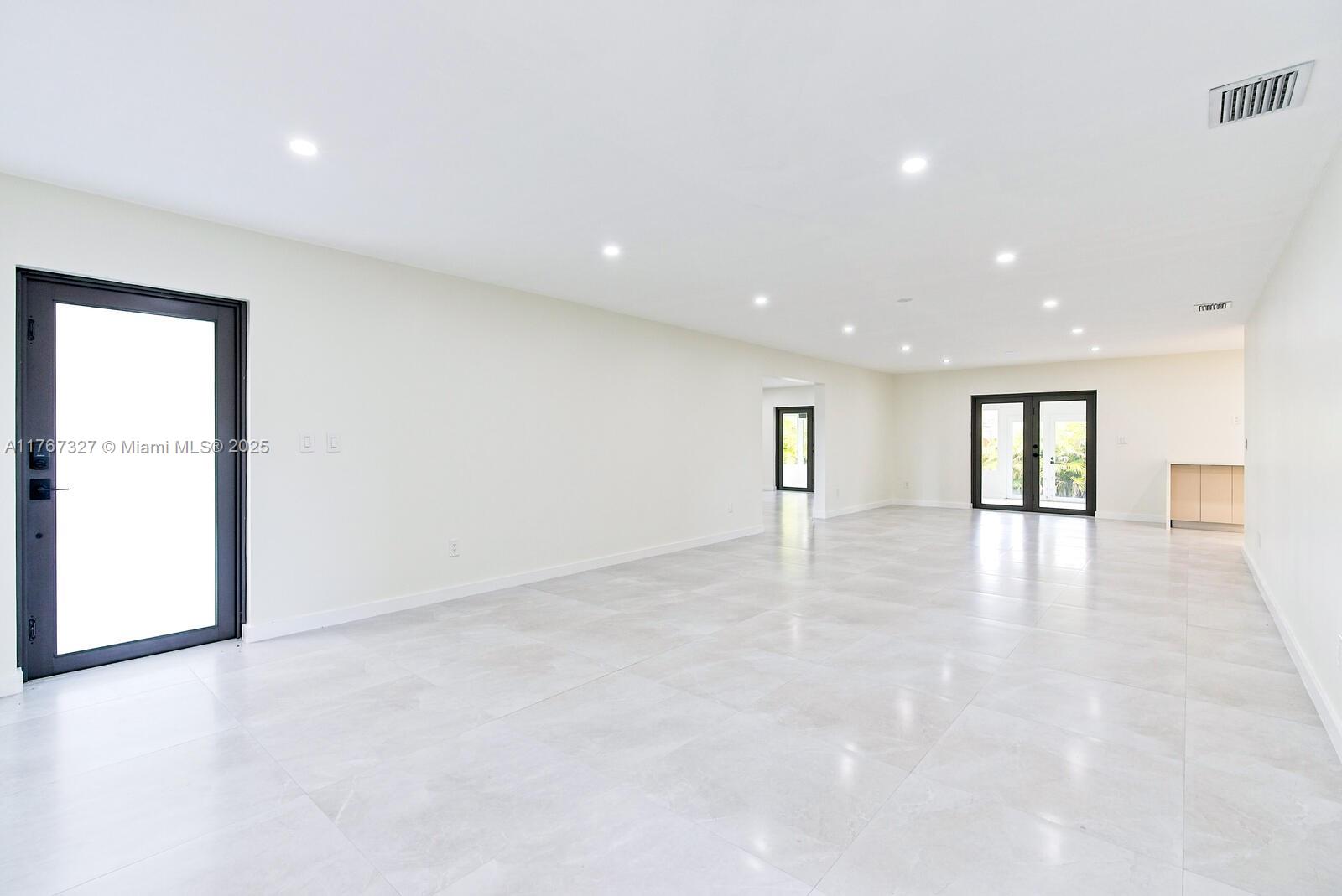 HAPPY FARMS ACRES 2 - Residential