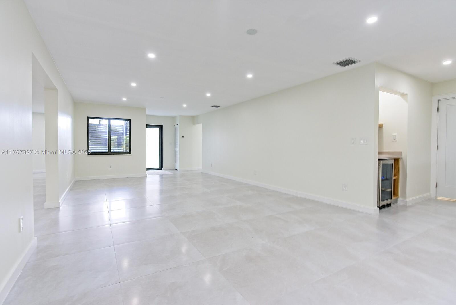 HAPPY FARMS ACRES 2 - Residential