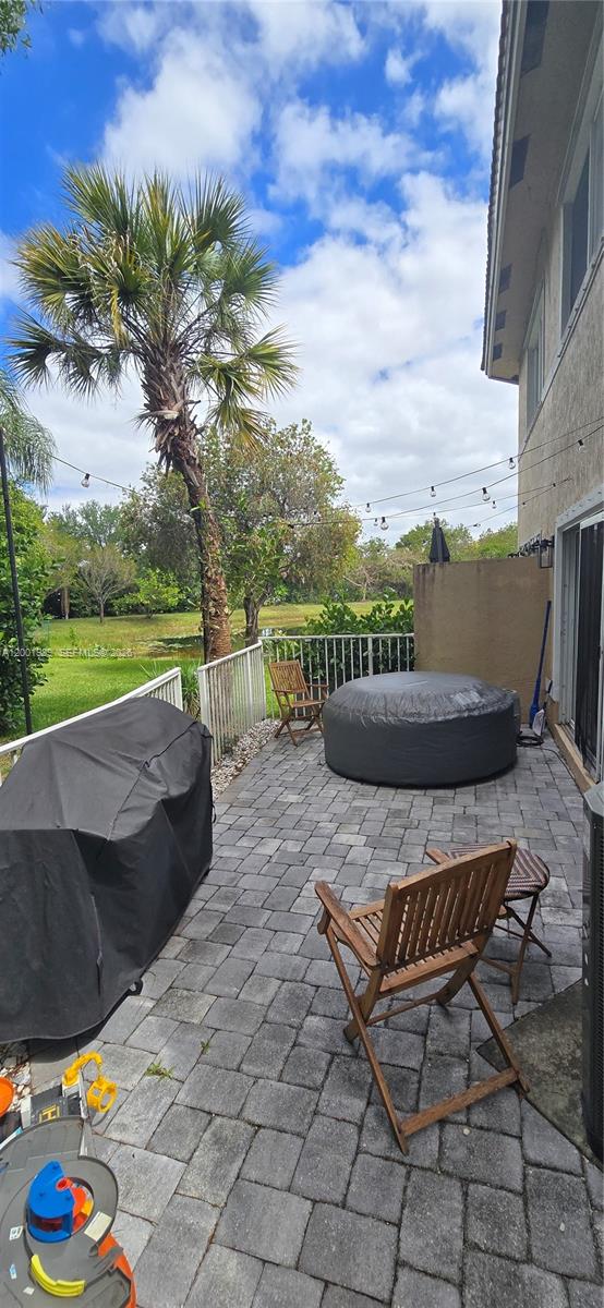 PEMBROKE ISLES 1 - Residential Lease