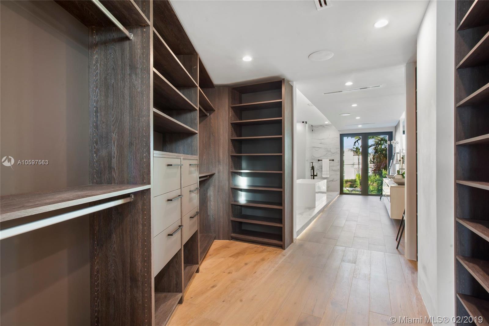 DI LIDO ISLAND - Residential