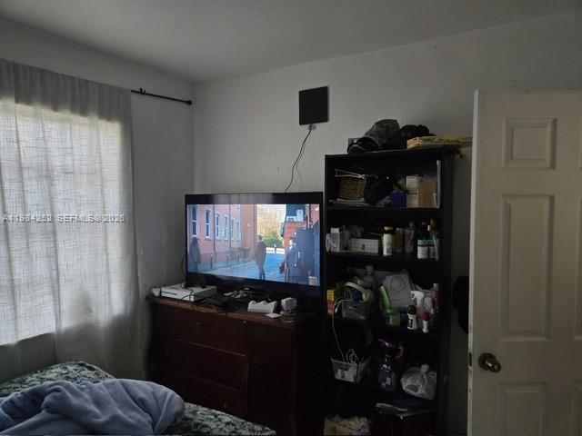 WESTWOOD LAKE - Residential