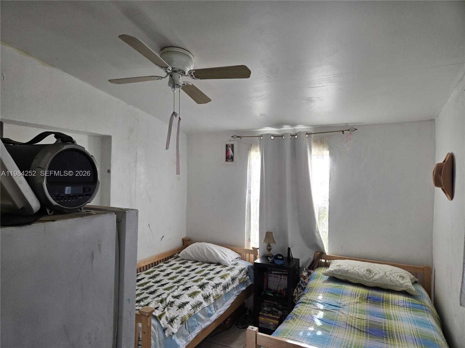 WESTWOOD LAKE - Residential