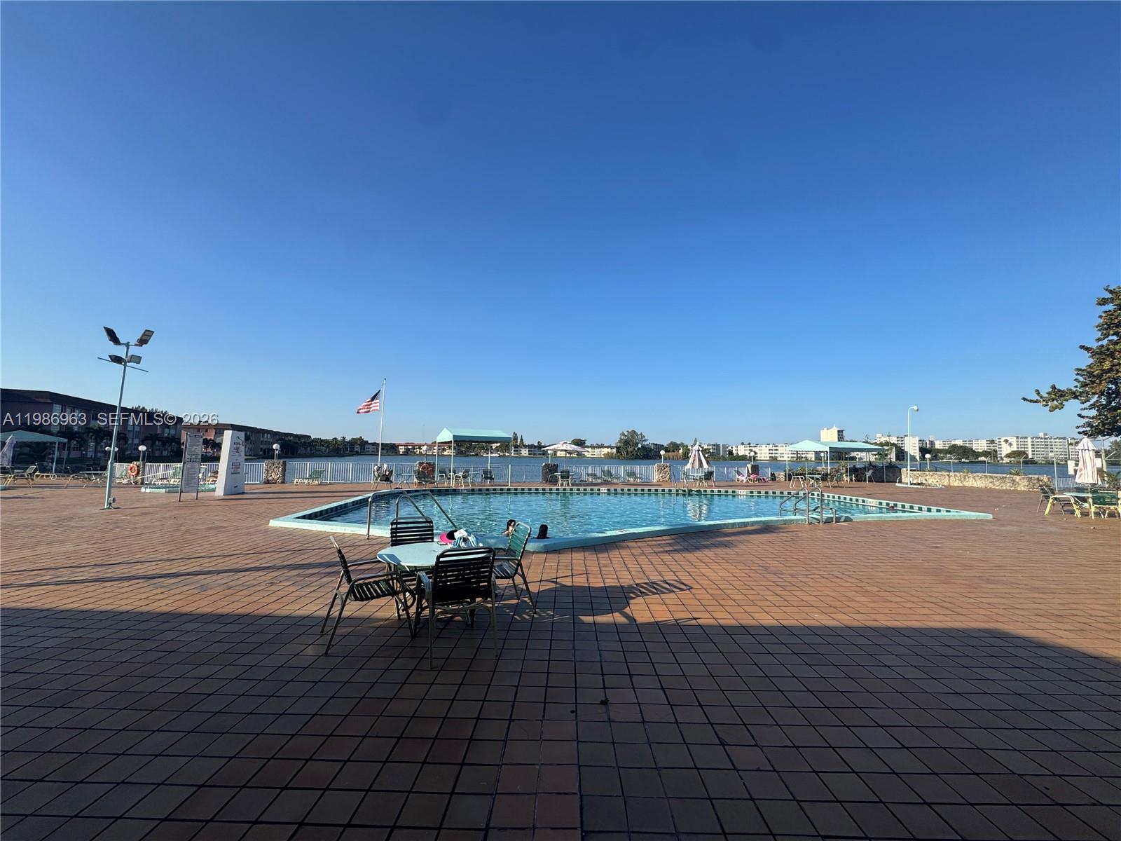 FOURTH MOORINGS CONDO - Residential