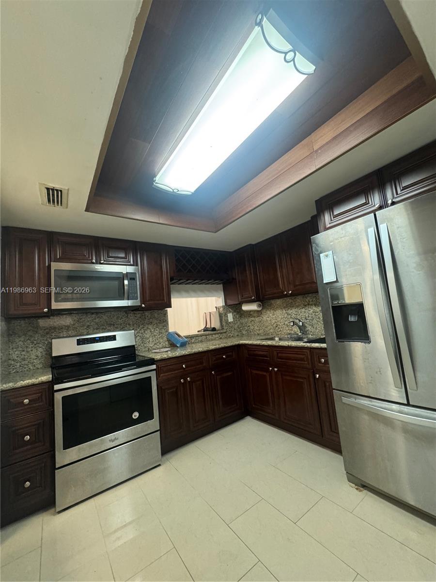 FOURTH MOORINGS CONDO - Residential