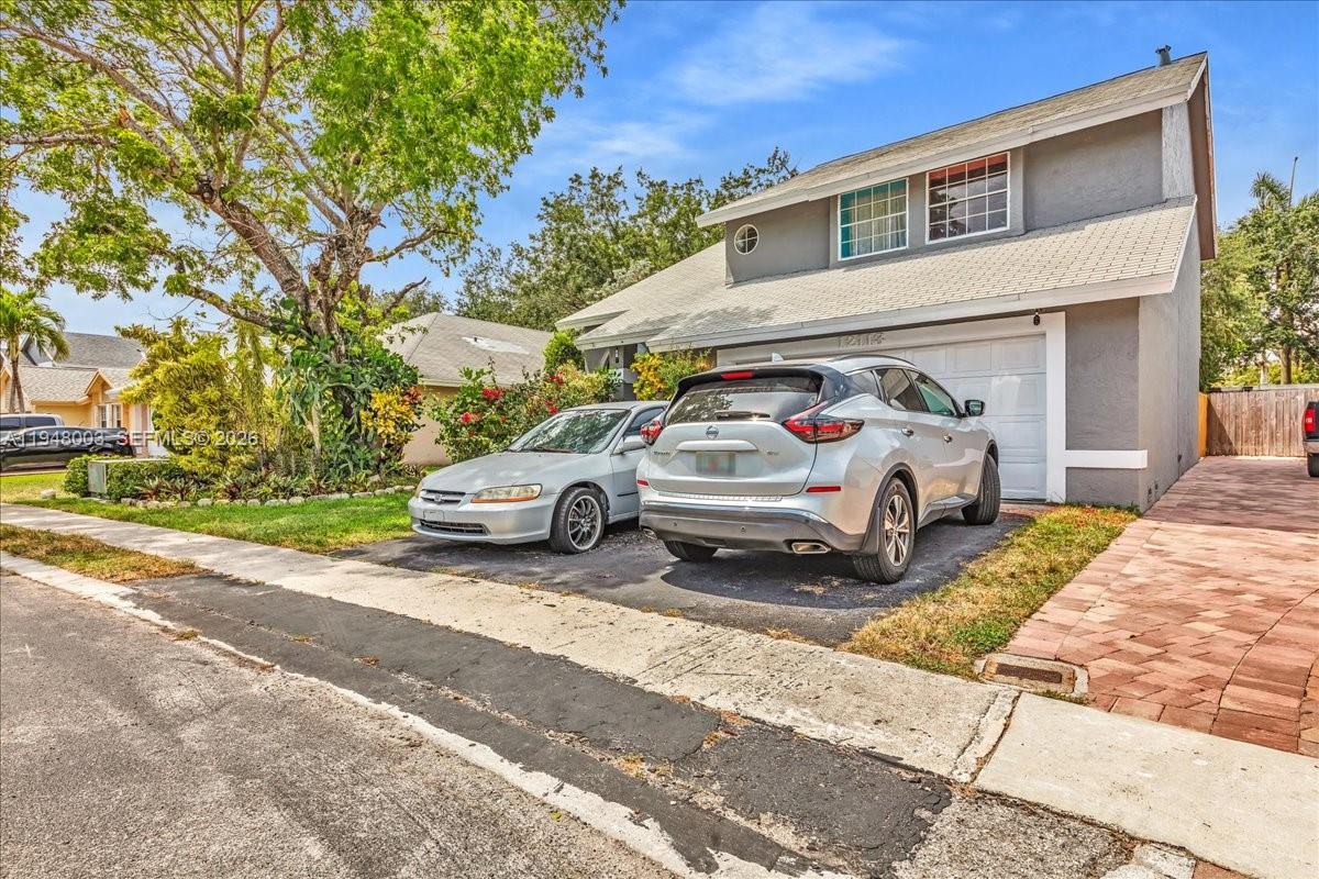 SAWGRASS ESTATES - Residential