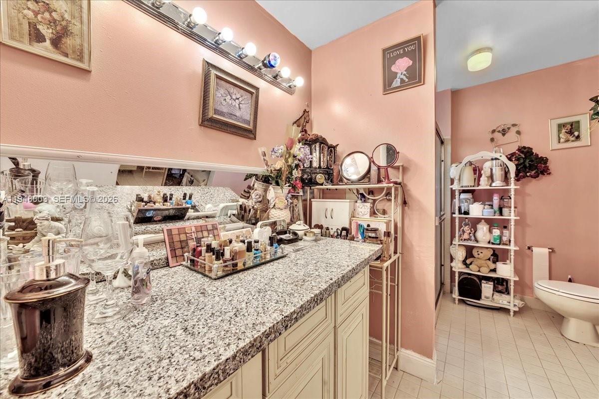 SAWGRASS ESTATES - Residential