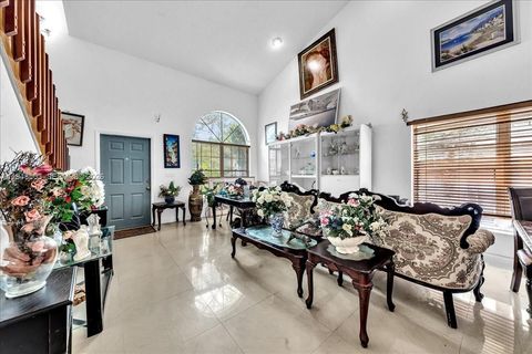 12113 NW 33rd St Sunrise FL 33323