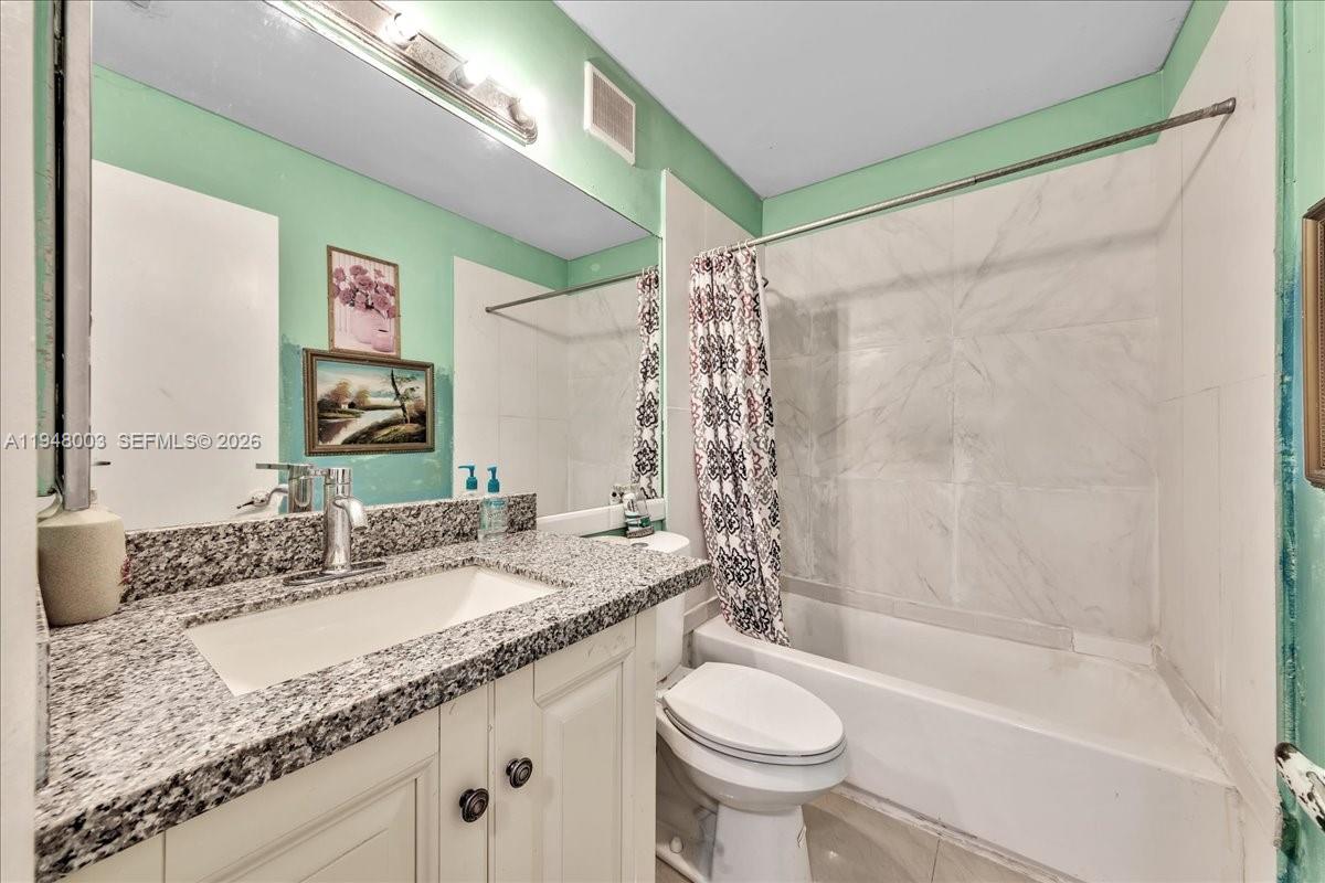 SAWGRASS ESTATES - Residential