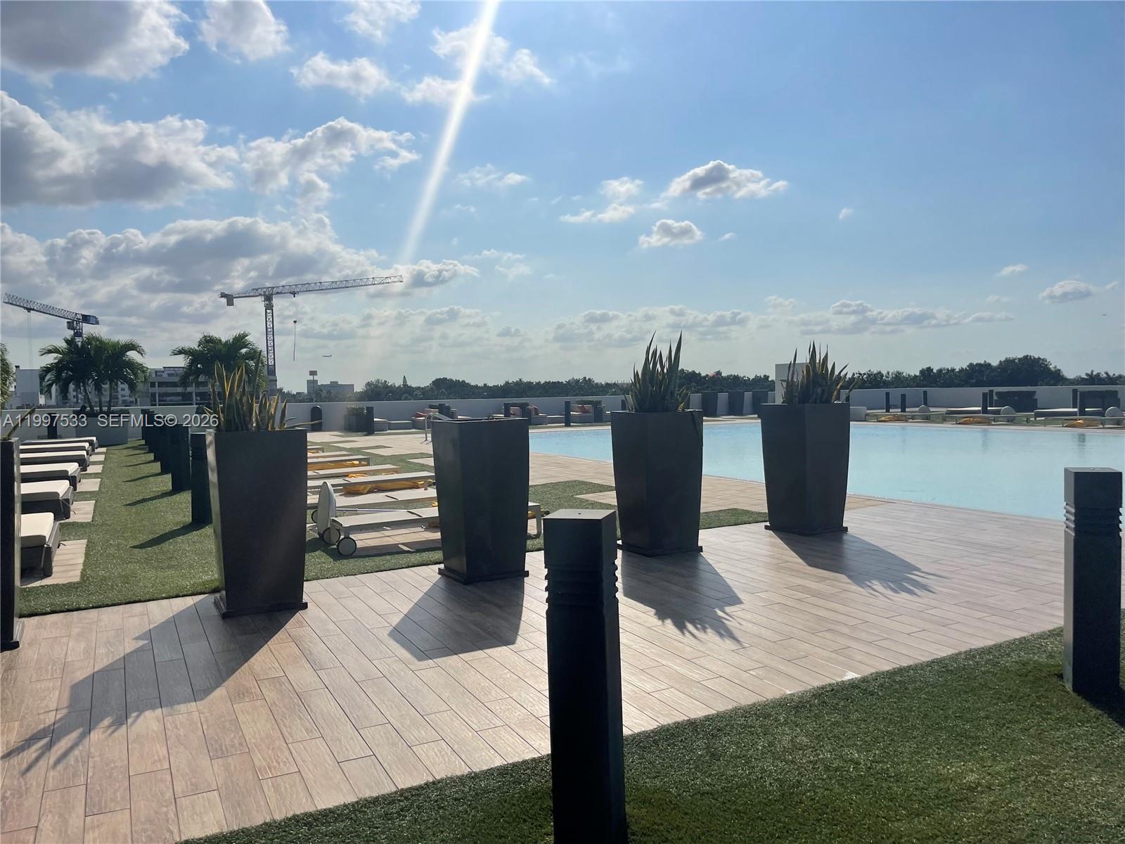 5252 PASEO CONDO - Residential Lease