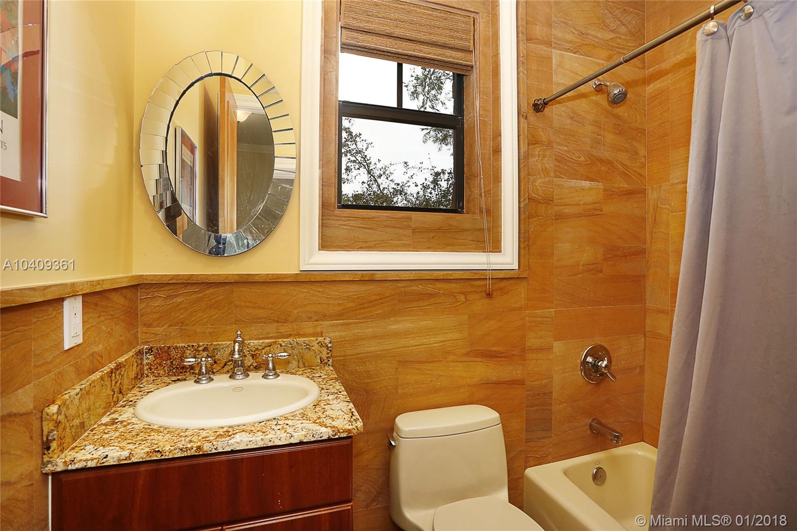 SUNSET PINES - Residential