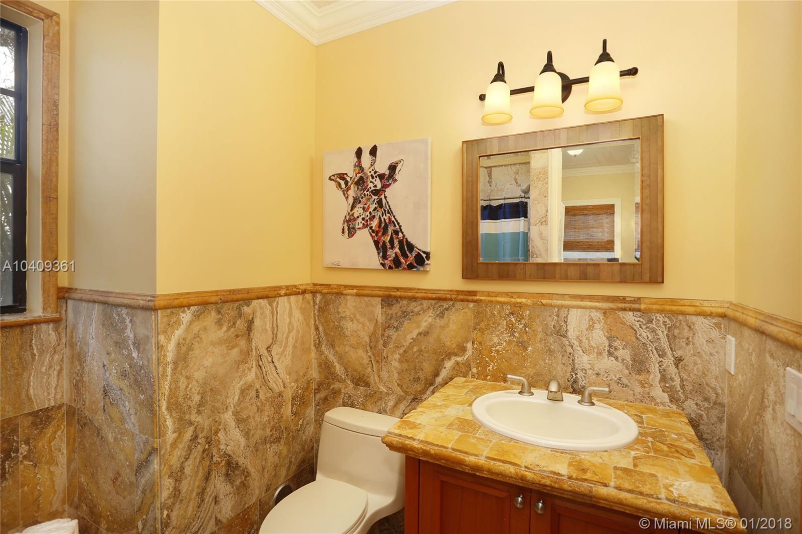 SUNSET PINES - Residential