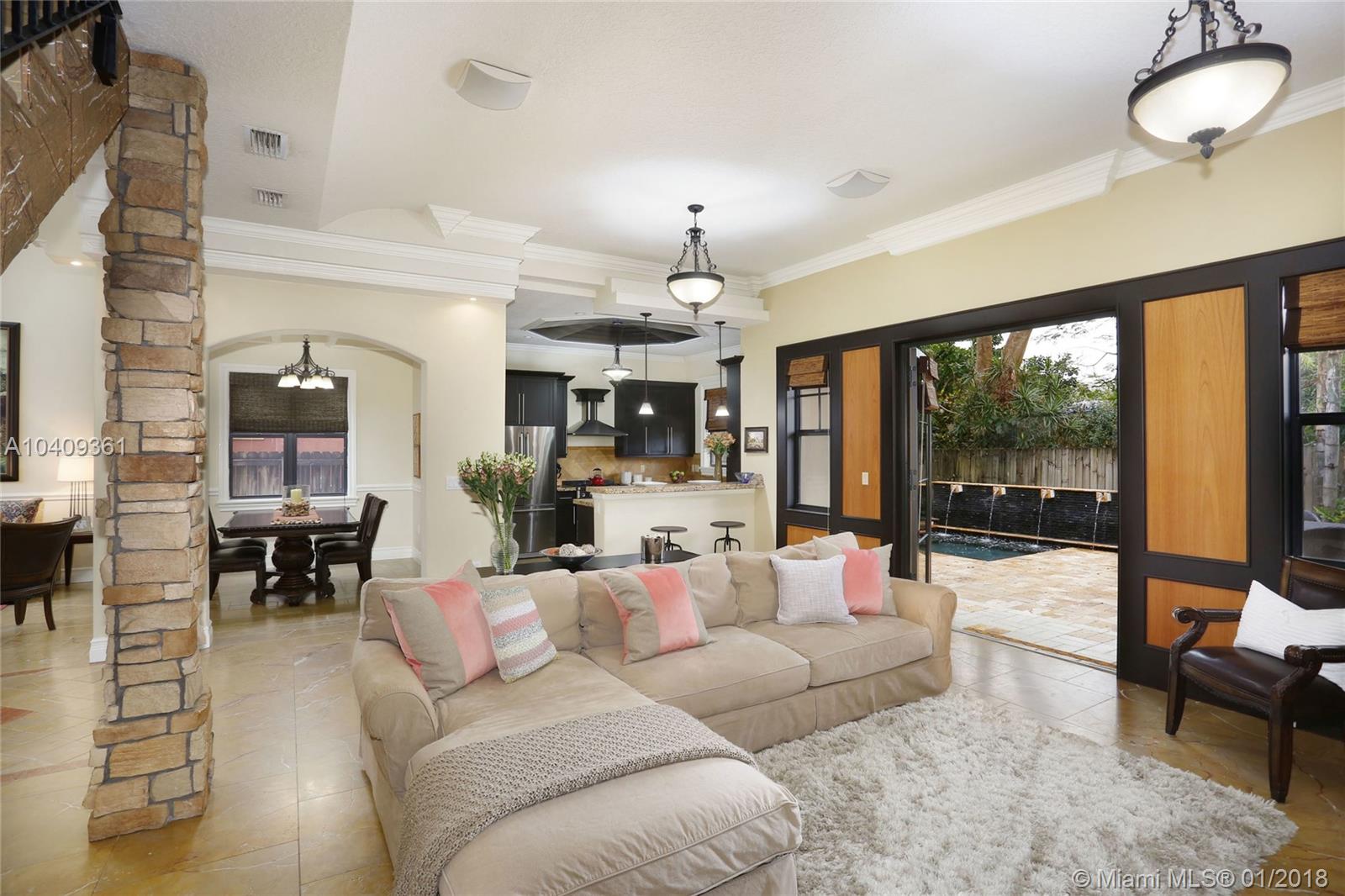 SUNSET PINES - Residential