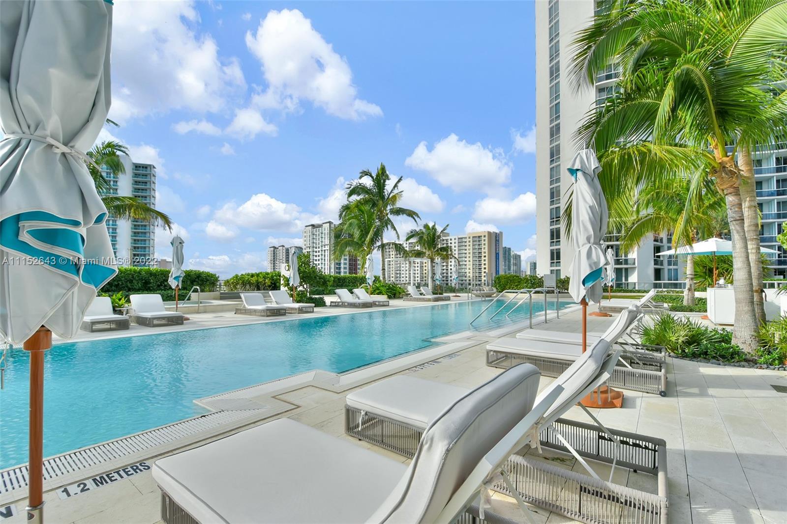 Ritz Carlton Residences - Residential