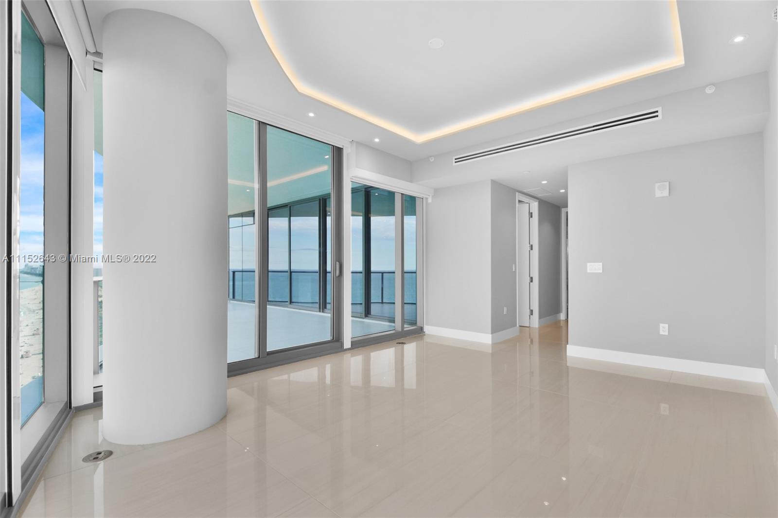 Ritz Carlton Residences - Residential