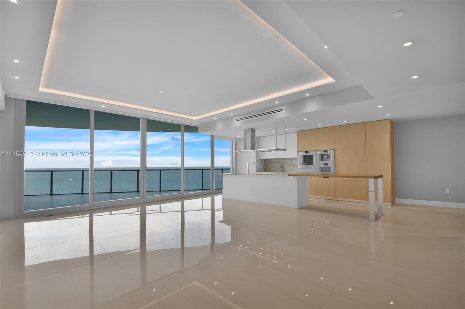 Ritz Carlton Residences - Residential