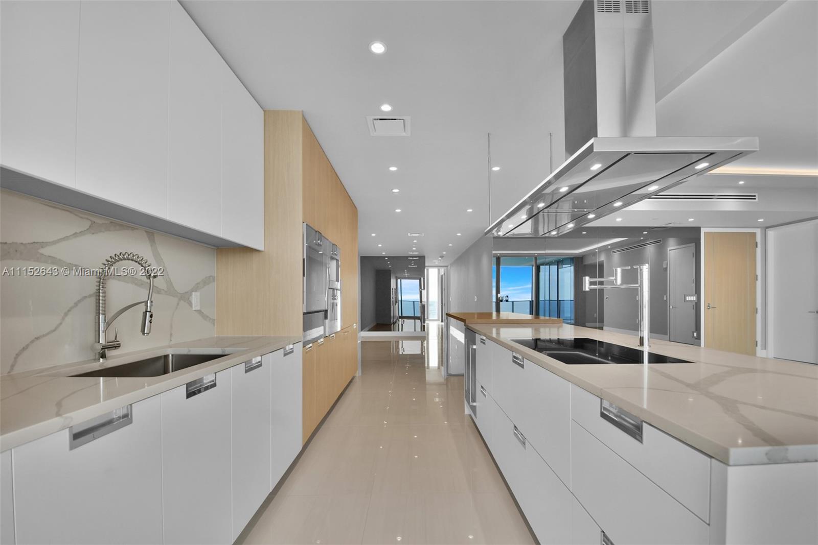 Ritz Carlton Residences - Residential