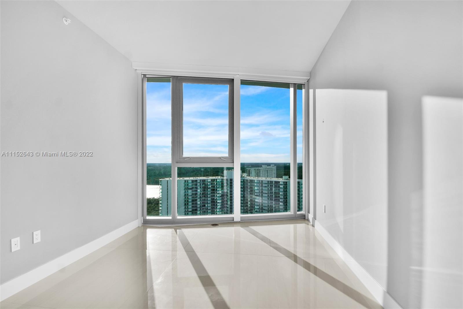 Ritz Carlton Residences - Residential