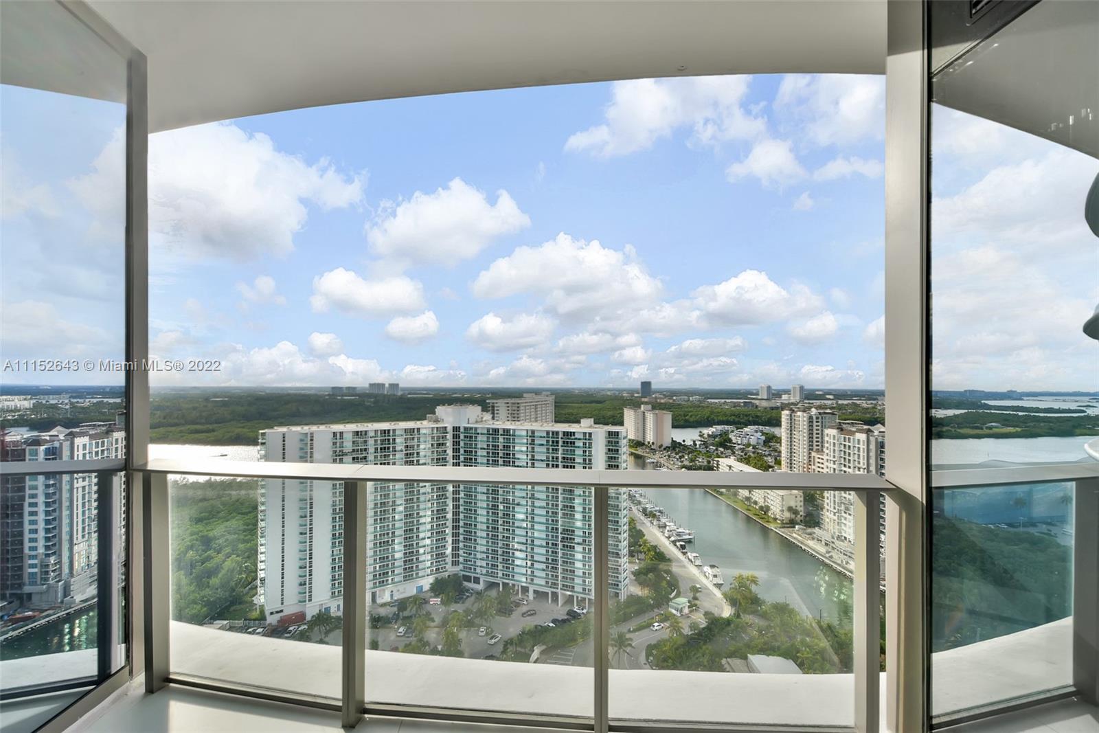 Ritz Carlton Residences - Residential