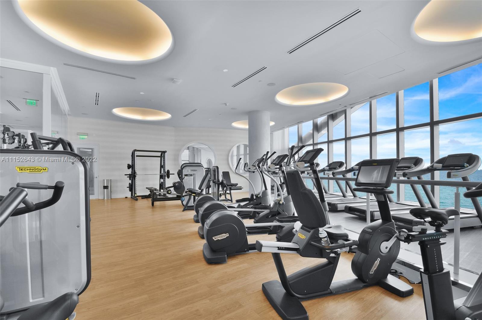 Ritz Carlton Residences - Residential