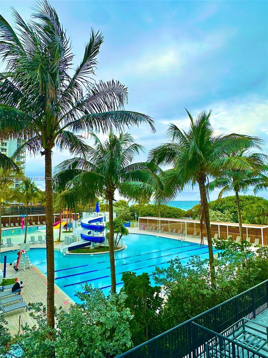 MANATEE CONDO - Residential Lease