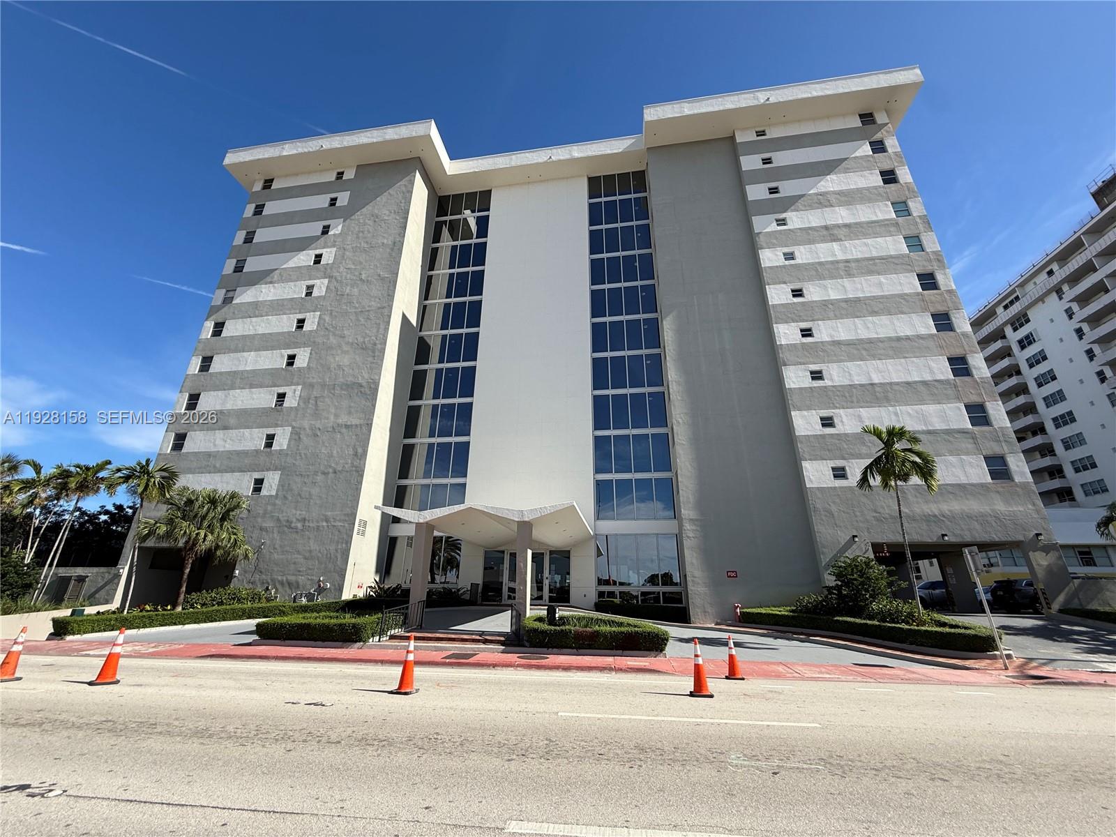 MANATEE CONDO - Residential Lease